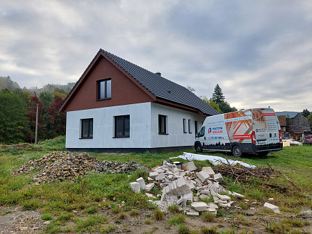 Izolace stropu novostavby rodinného domu v Beskydech